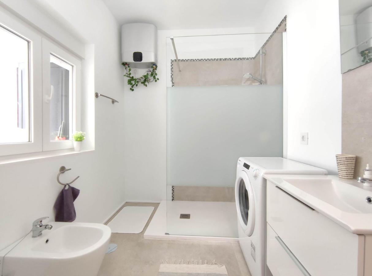 Apartments Fantastico Puerto De La Cruz With Balcony, Terrace, Air Conditioning And Free Parking, Ideal For Couples And Solo Travelers Eksteriør billede